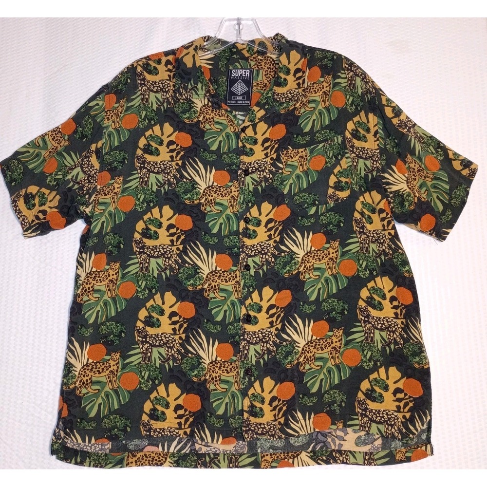Super Massive Short Sleeve Button Up Tiger Leopard Cheetah Jungle‎ Tropical Sz M